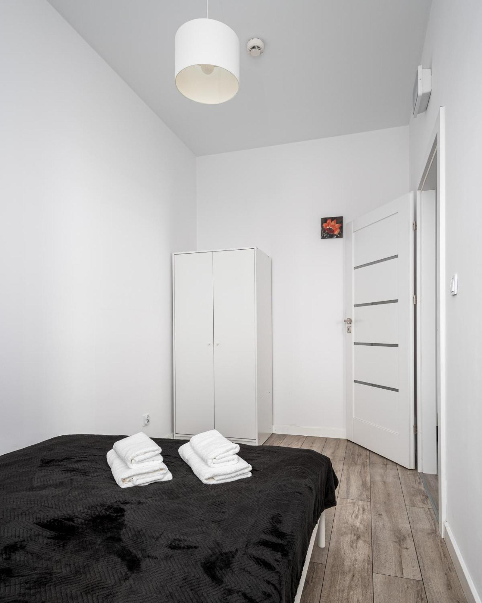 Apartament Apart D&K Free Parking Aleja Prymasa Tysiaclecia 83A Warszawa Zewnętrze zdjęcie