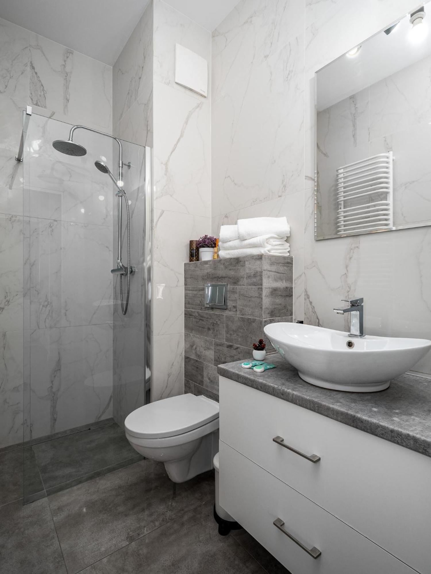 Apartament Apart D&K Free Parking Aleja Prymasa Tysiaclecia 83A Warszawa Zewnętrze zdjęcie