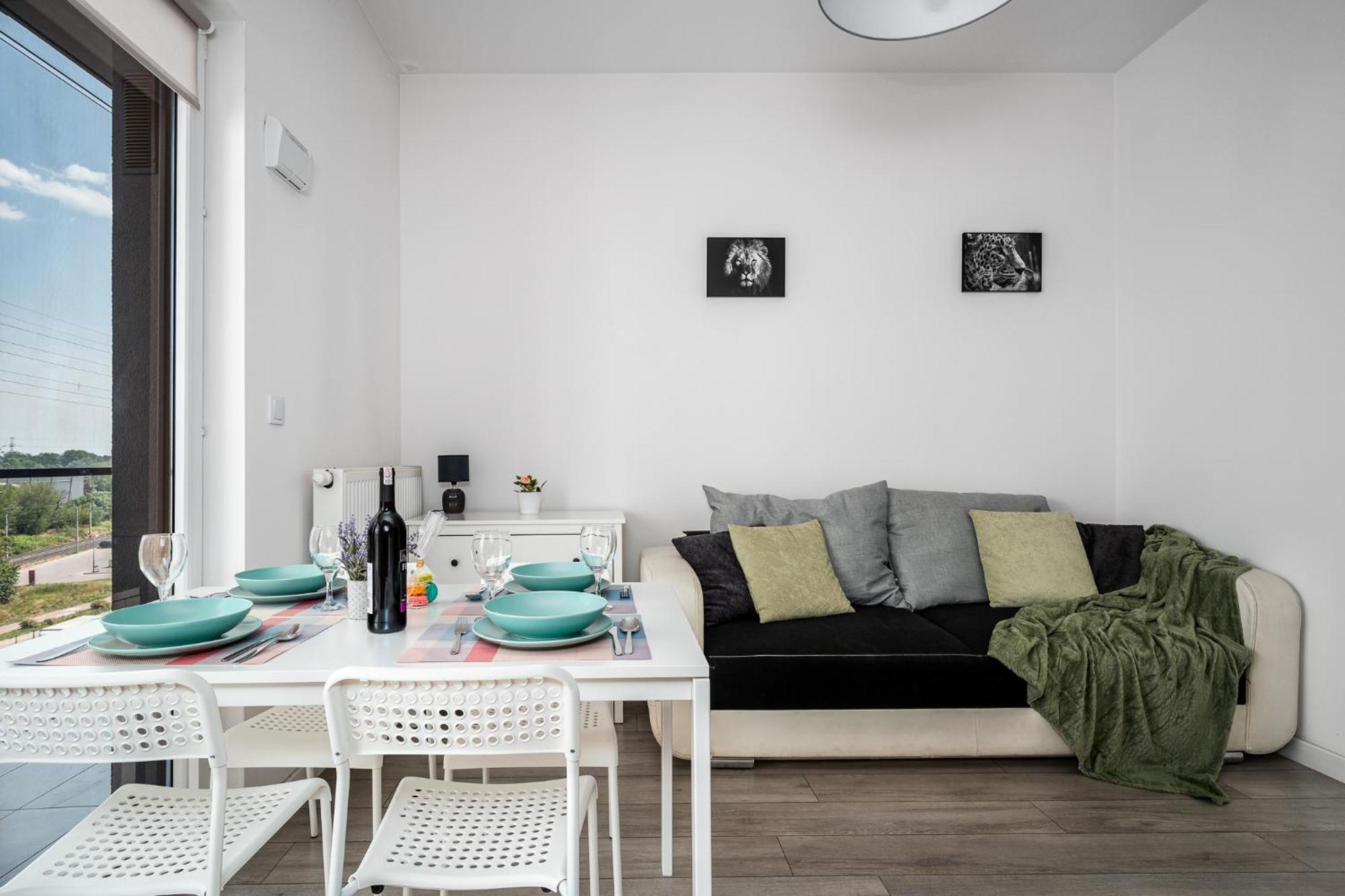 Apartament Apart D&K Free Parking Aleja Prymasa Tysiaclecia 83A Warszawa Zewnętrze zdjęcie