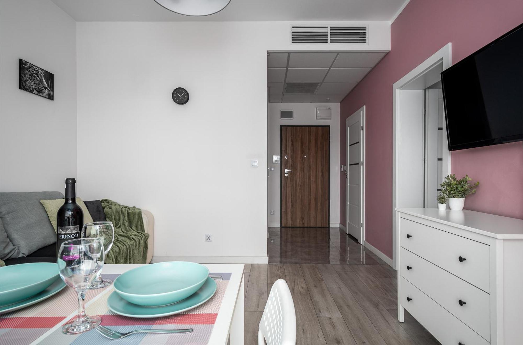Apartament Apart D&K Free Parking Aleja Prymasa Tysiaclecia 83A Warszawa Zewnętrze zdjęcie